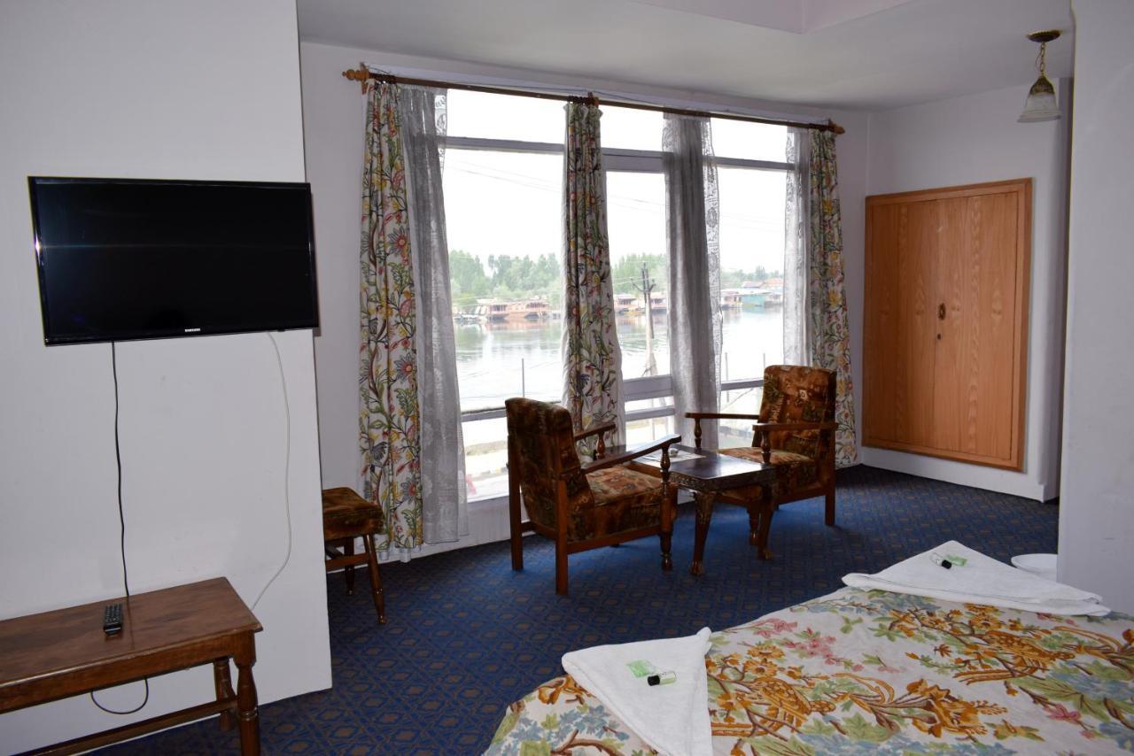 Hotel Duke Srinagar  Exterior photo