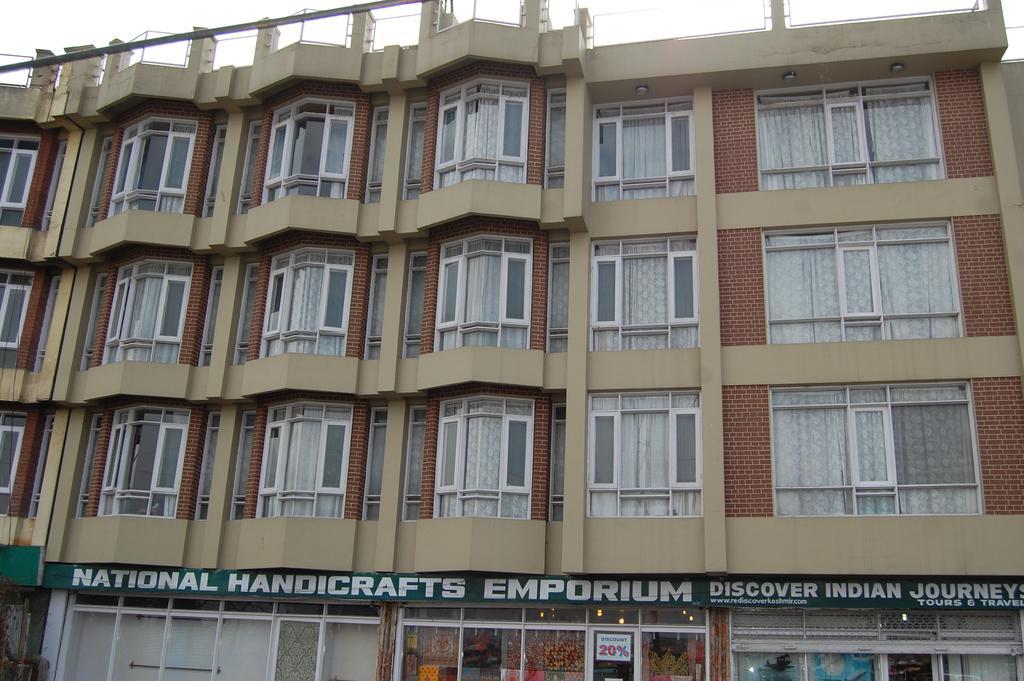 Hotel Duke Srinagar  Exterior photo